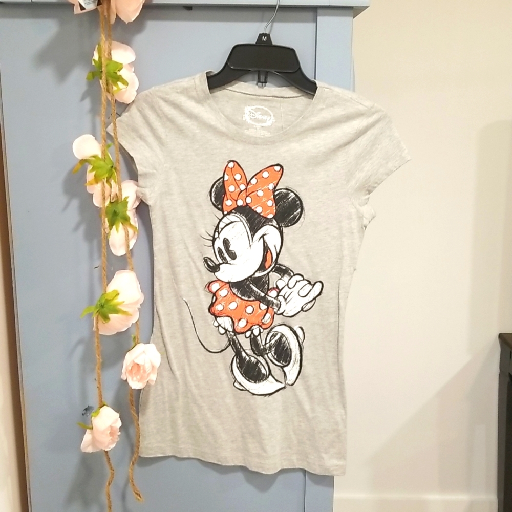 NWT Disney Minnie Mouse gray tee, size Juniors Medium